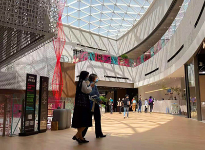 讓商業(yè)奔赴新的可能，從西單更新場標識導(dǎo)視看商業(yè)空間新玩法