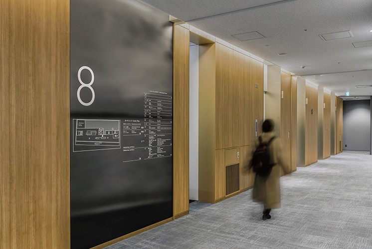 東京國際大學(xué)|用導(dǎo)視設(shè)計(jì)連接100多個國家